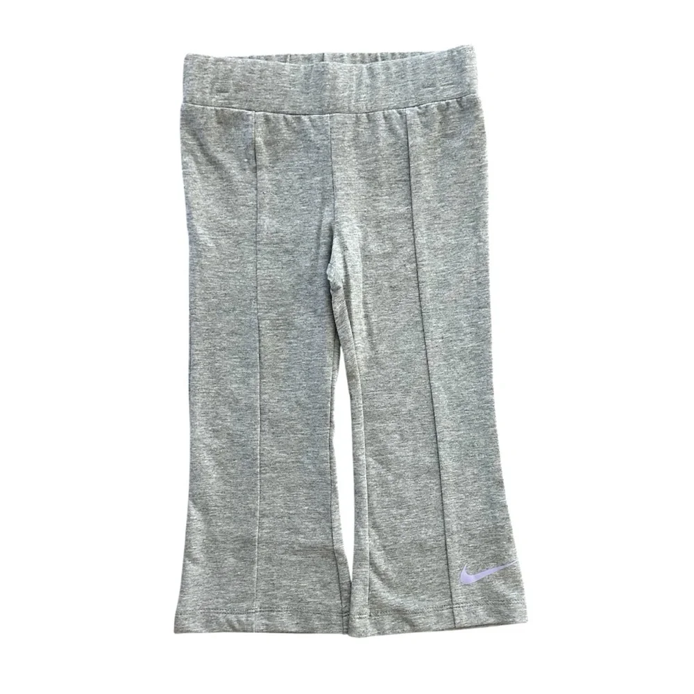 Nike Girls 2T 2-Piece Outfit Set Light Purple Sweatshirt Gray Pants NWT Toddler